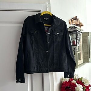 DG2 Black Embroidered Denim Jacket size Medium